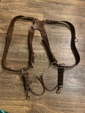 Leather Double-Leash Harness Strap - Brown
